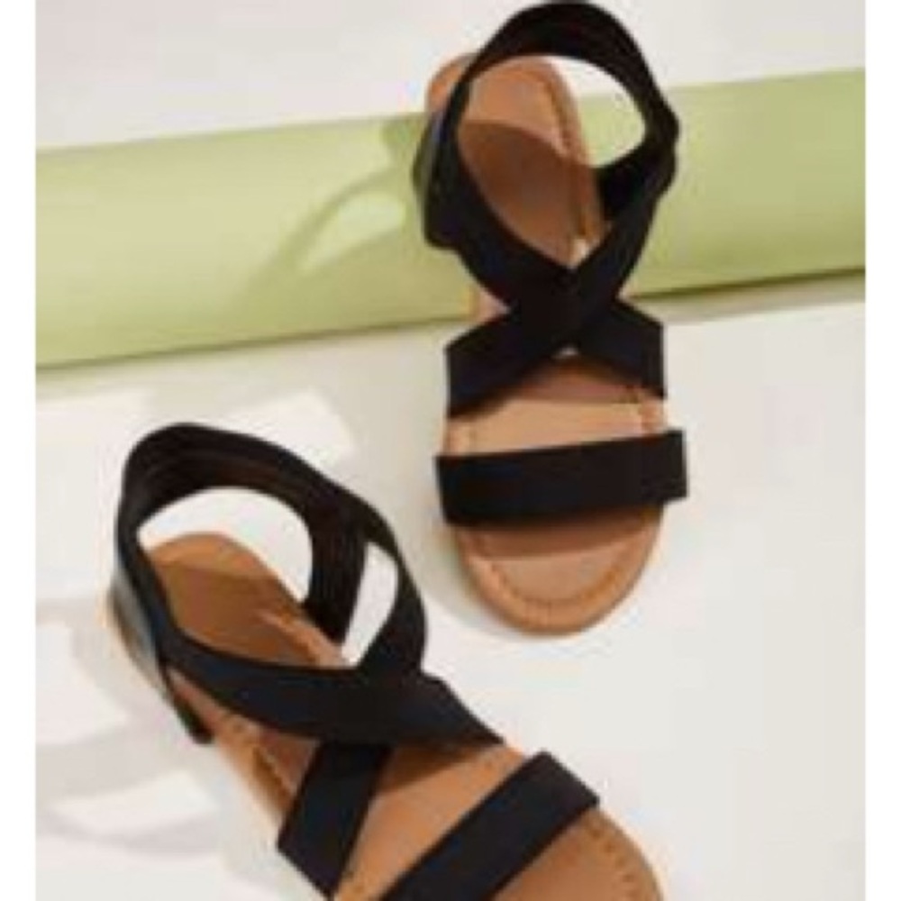 SHEIN Black Cross-Strap Sandals